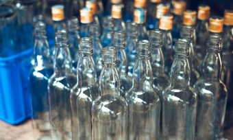 bouteilles-verre-artrachen01-getty-canva bouteilles-verre-artrachen01-getty-canva